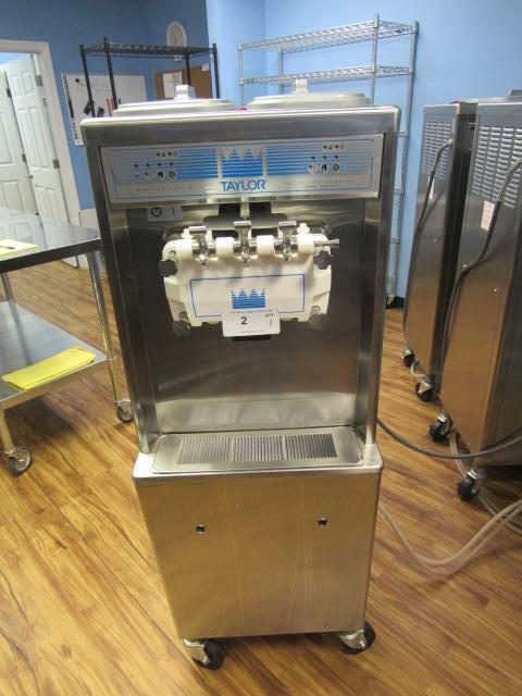 Taylor Y754-33 Soft Serve Ice Cream/Frozen Yogurt Machine